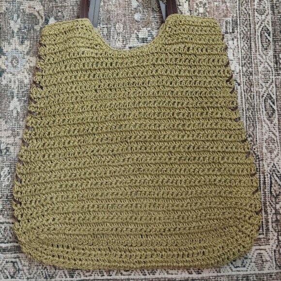 Sun N’ Sand Medium Natural Crochet Shoulder Tote Green Brown Butterfly Bag Charm - Picture 9 of 10
